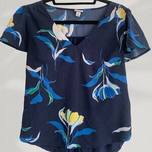 A New Day | Blue Floral Cap Flutter Sleeve Casual Blouse | Size M